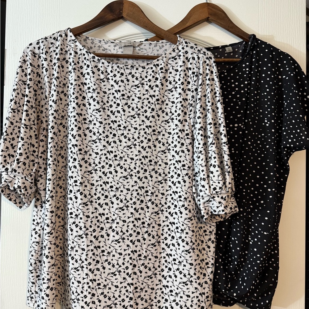 H&M Cream and Black Relaxed Blouse with Rounded Neckline